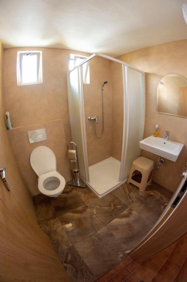 Penzion Holacky Dolní Dunajovice Exteriör bild